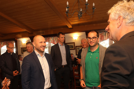 DELOVNO KOSILO S POSLANCI NSI IN ŽUPANI 04 FOTO LJUBO VUKELIČ